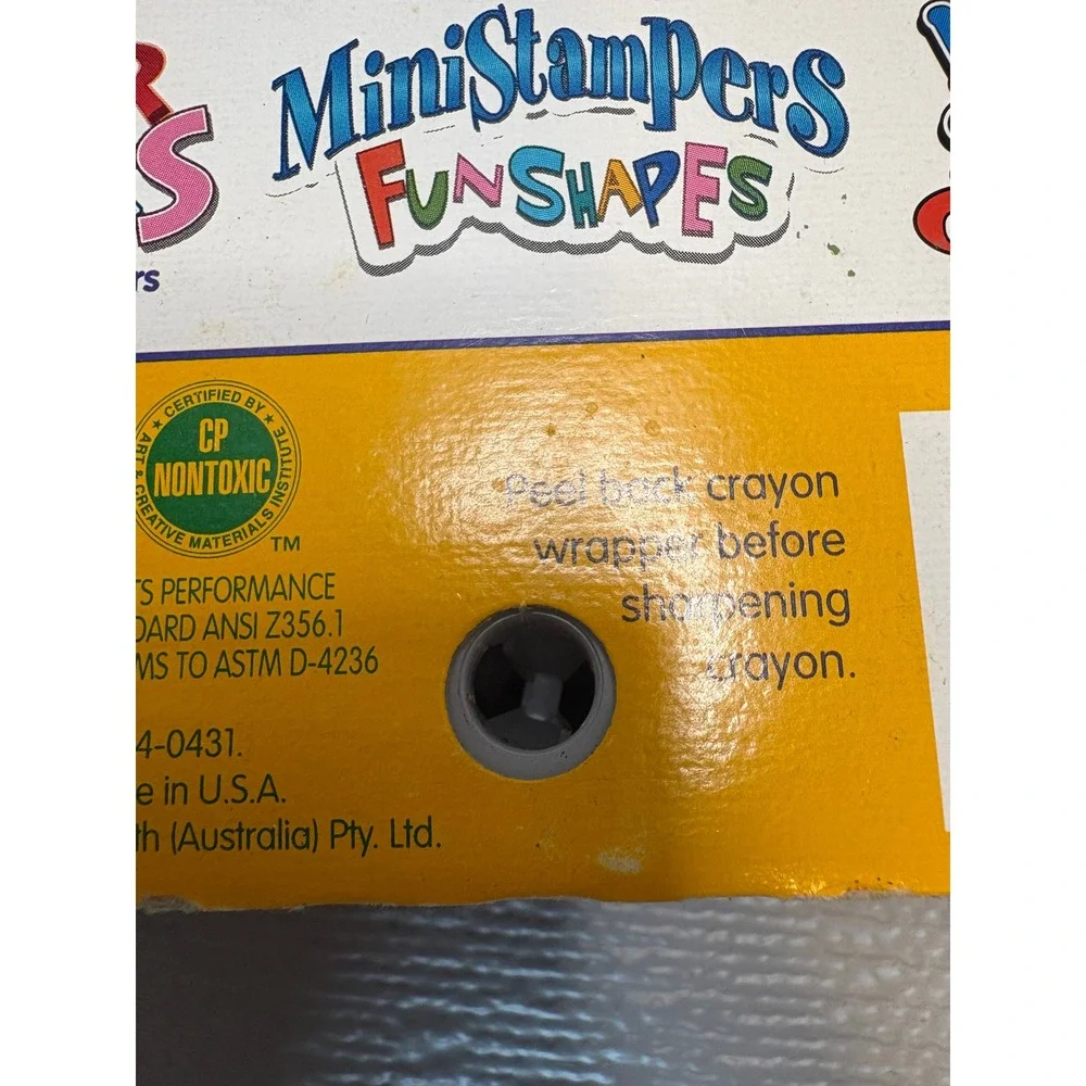 Vintage 1997 Crayola 64 Crayons Box with Built-In Sharpener Never Used Open Box - Picture 7 of 7